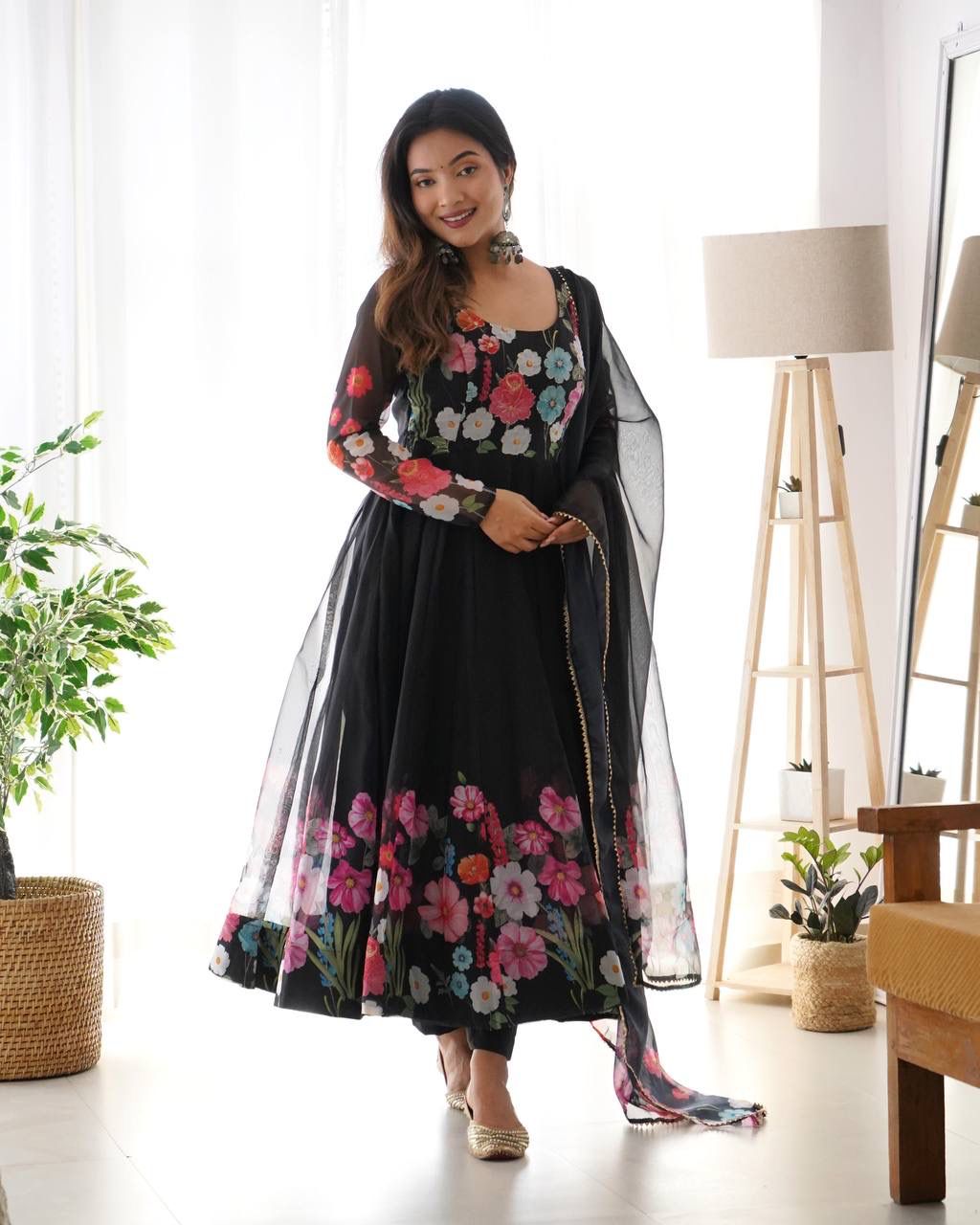 Floral Organza Silk Anarkali Set – Badla Jari Handwork & Kali Cut Gown in 7 Festive Colors